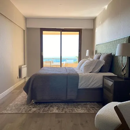 Lejlighed Luxury Flat, Large Sea View Terrace, Location