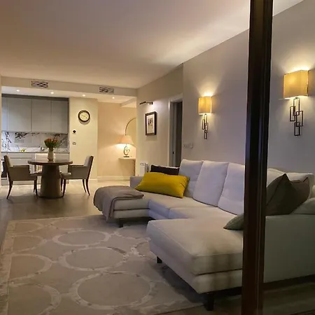 Luxury Flat, Large Sea View Terrace, Location * Beaulieu-sur-Mer