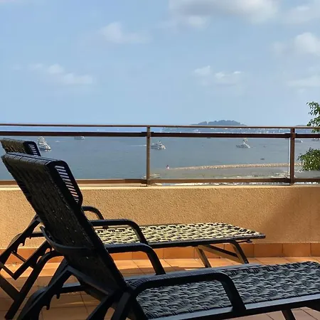 Daire Luxury Flat, Large Sea View Terrace, Location Beaulieu-sur-Mer